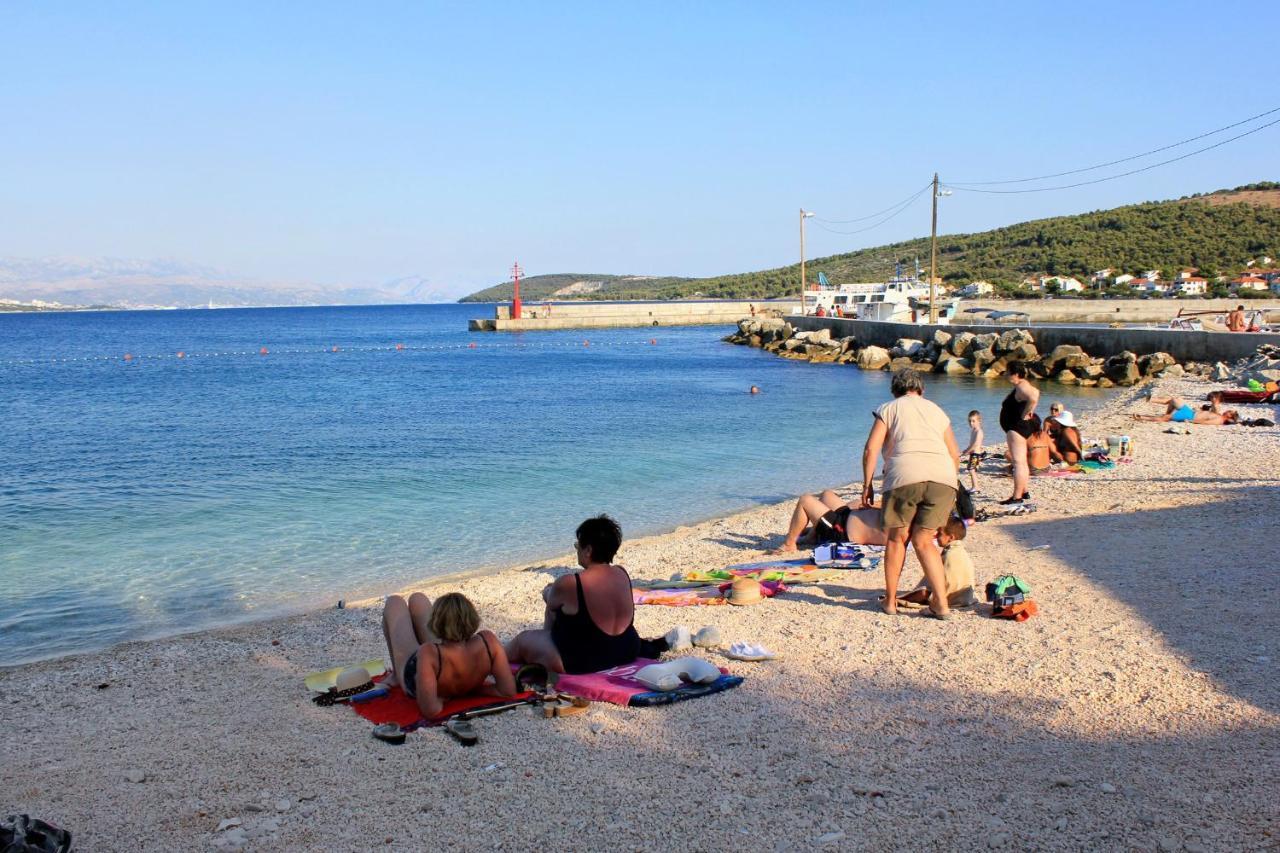Apartments By The Sea Slatine, Ciovo - 14541 Esterno foto