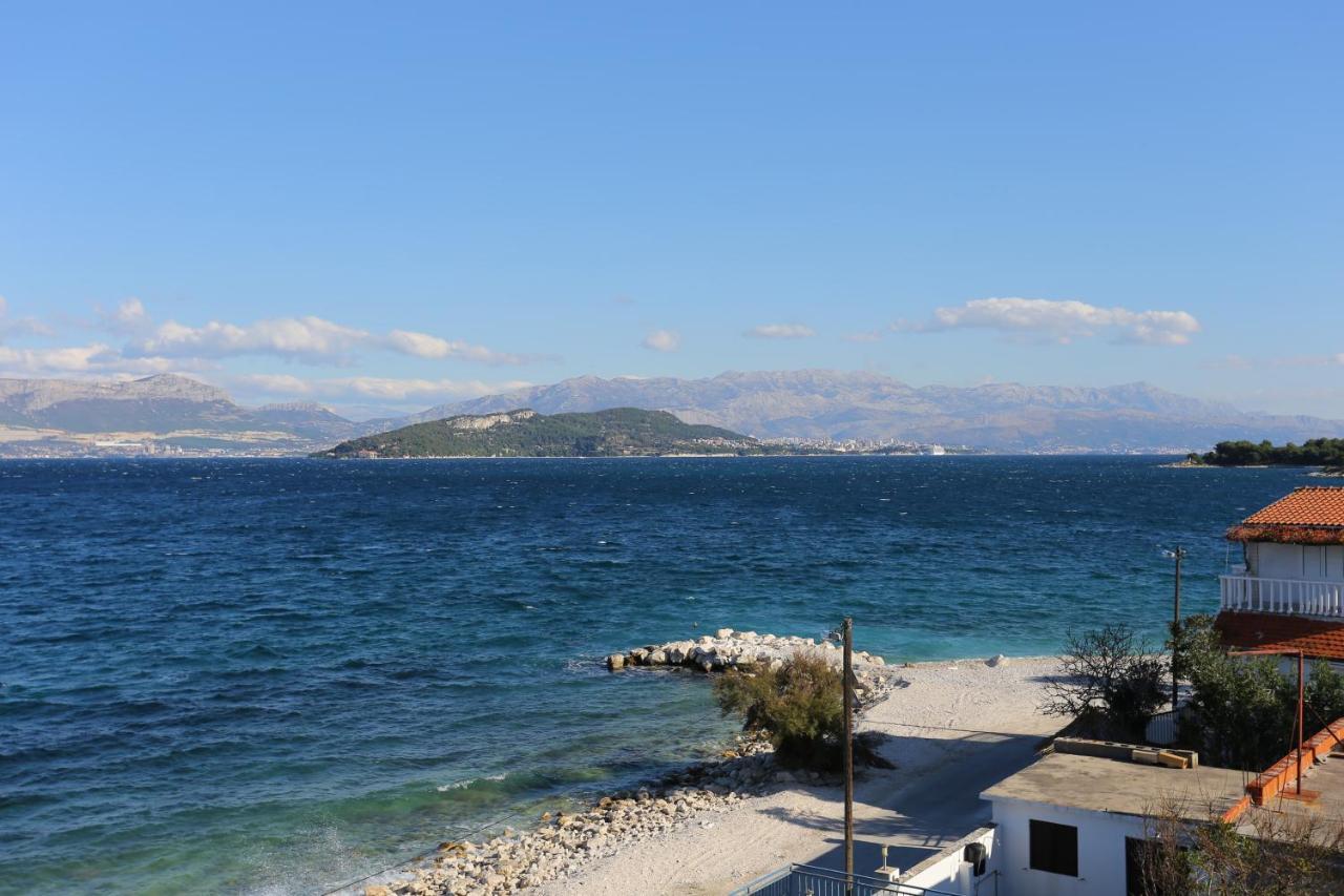 Apartments By The Sea Slatine, Ciovo - 14541 Esterno foto