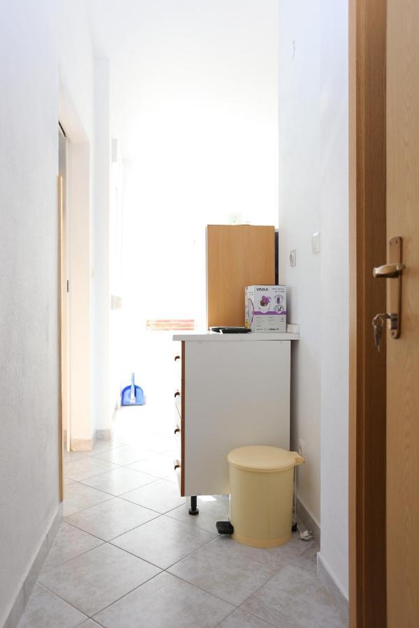 Apartments By The Sea Slatine, Ciovo - 14541 Esterno foto
