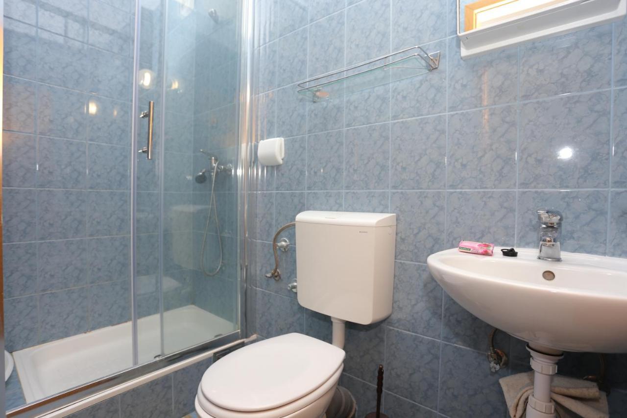 Apartments By The Sea Slatine, Ciovo - 14541 Esterno foto